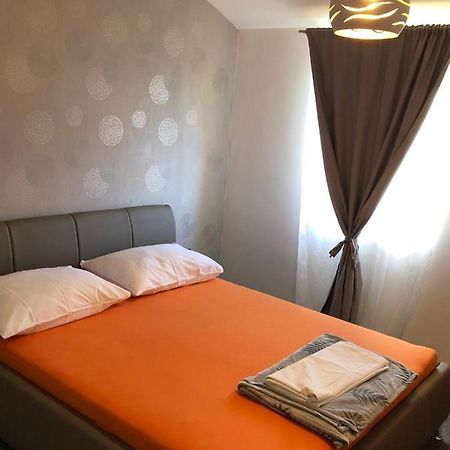 Apartmani Bm Biograd Na Moru Ngoại thất bức ảnh