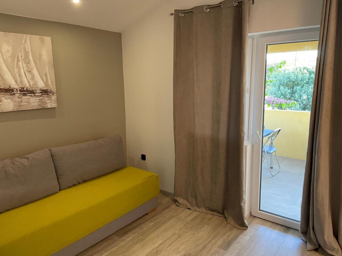 Apartmani Bm Biograd Na Moru Ngoại thất bức ảnh